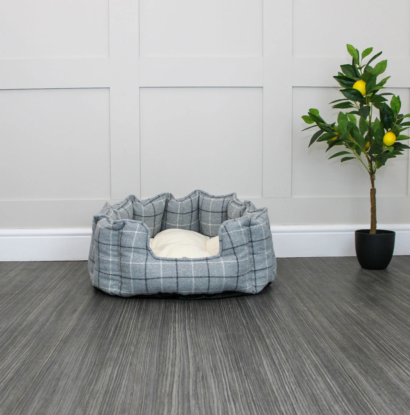 Discount 🥰 Best deal ❤️ Lords & Labradors High Wall Check Tweed Bed For 🦮 🐶 Dogs ✔️ 🤩 4 Discount 🥰 Best deal ❤️ Lords & Labradors High Wall Check Tweed Bed For 🦮 🐶 Dogs ✔️ 🤩 - Image 4