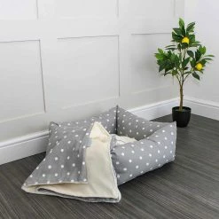 Best deal 😍 New 🔥 Lords & Labradors Box Bed For 🐕 🐕 Dogs - Spots & Stripes Collection 😉 ✨ -Cheap Lords & Labradors Store box bed for dogs spots stripes collection grey spot side
