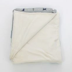 Outlet ⭐ Outlet 🧨 Cat & Kitten Blanket By Lords & Labradors - Signature Collection 👍 🧨 -Cheap Lords & Labradors Store cat kitten cotton blanket by lords labradors cosmopolitan cat folded