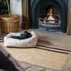 Discount ⌛ Promo 😍 Lords & Labradors Personalised Cosy & Calm Puppy Box Bed - Woodlands Collection 💯 🛒