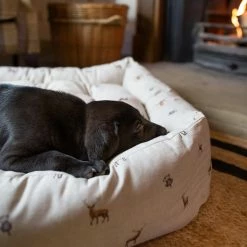 Top 10 ✔️ Wholesale ✔️ Lords & Labradors Personalised Woodlands Collection Box Bed For 🐶 🐶 Dogs 👍 ⌛ -Cheap Lords & Labradors Store lords and labradors stag box bed labrador puppy sleeping close e5fd033f 07f7 490c 8f5a f832beda3a61