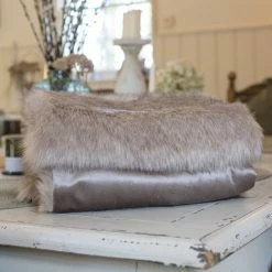 Best Sale 😍 Promo 🥰 Lords & Labradors Personalised Mink & Siberian Wolf Faux Fur 🐕 🦮 Dog & Puppy Blanket ✨ ❤️