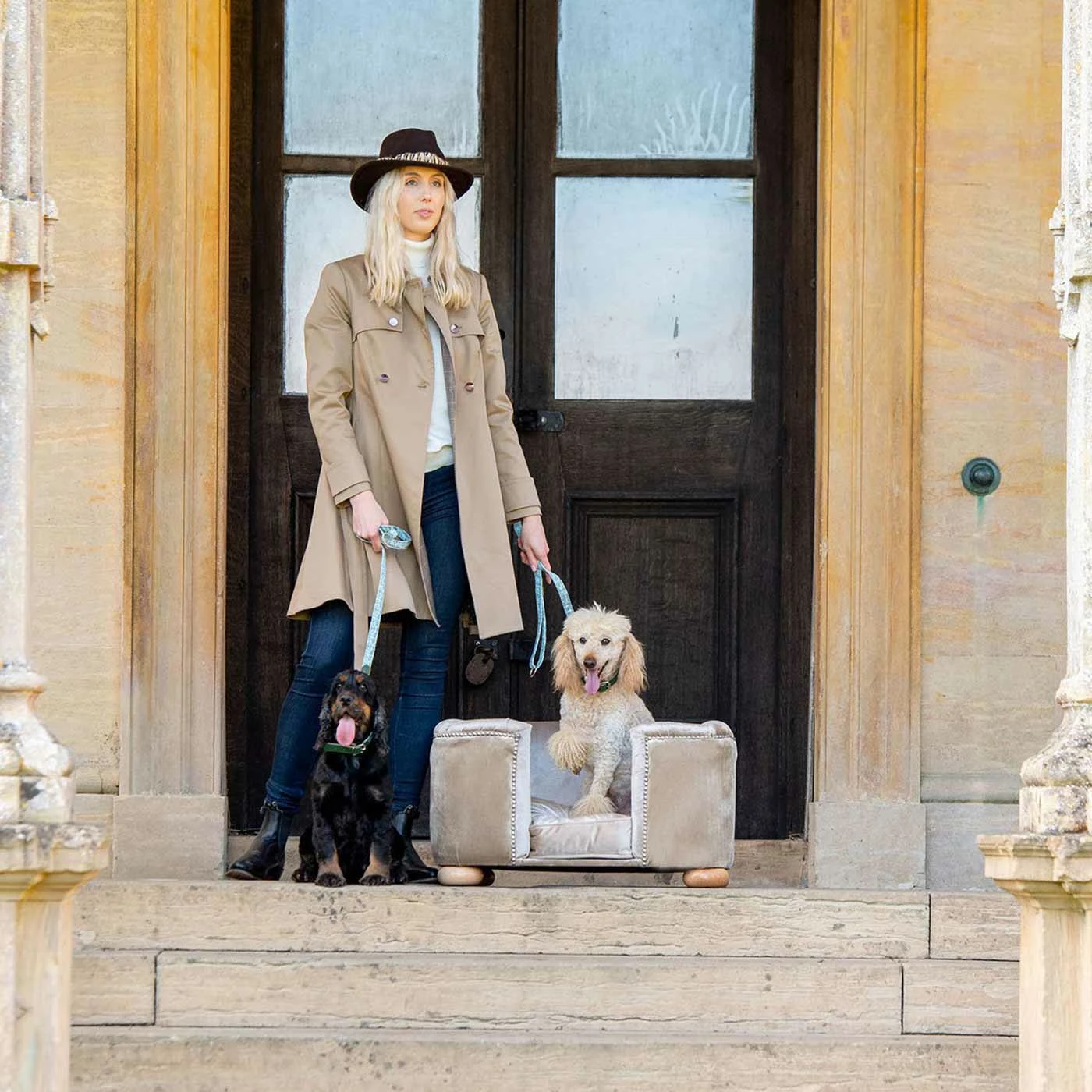 Cheapest 😀 Brand new 😀 Lords & Labradors Mushroom Velvet Chesterfield 🐶 🐕 Dog Bed 🛒 💯 3 Cheapest 😀 Brand new 😀 Lords & Labradors Mushroom Velvet Chesterfield 🐶 🐕 Dog Bed 🛒 💯 - Image 3