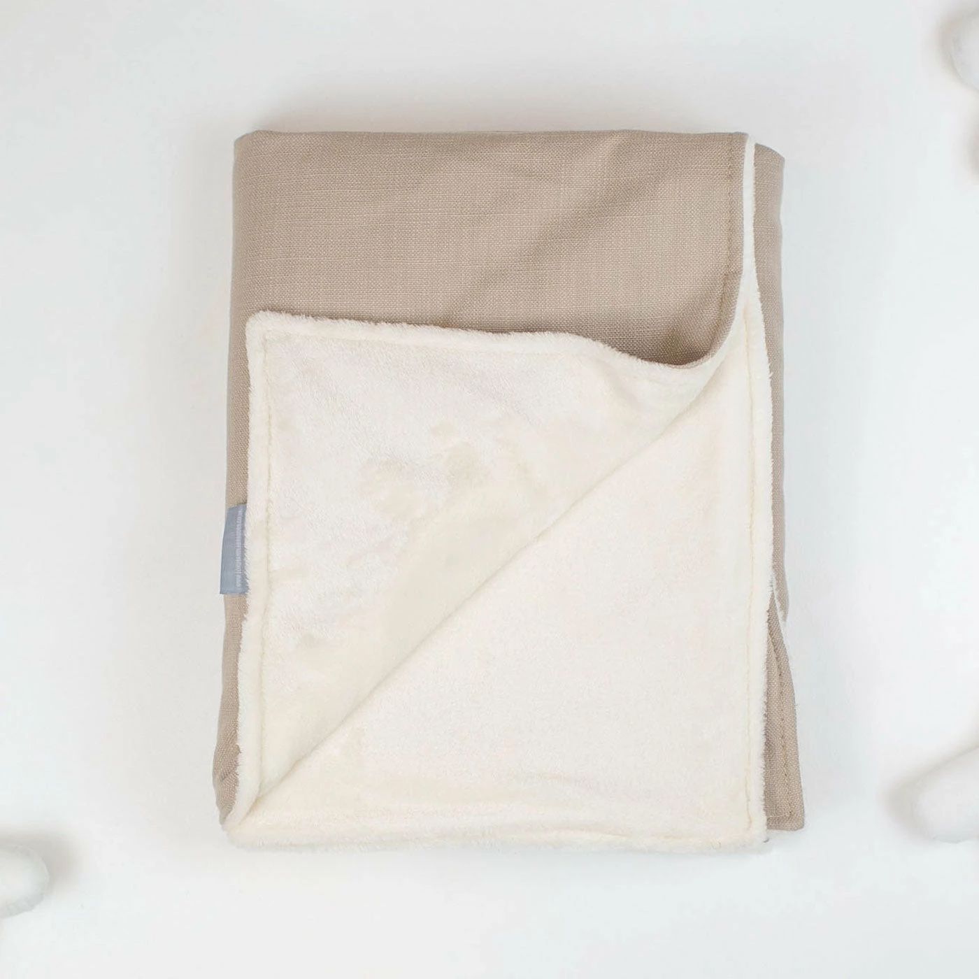 Promo ๐ Coupon ๐งจ Personalised ๐ถ ๐ Dog & Puppy Savanna Blanket By Lords & Labradors ๐ ๐ 3 Promo ๐ Coupon ๐งจ Personalised ๐ถ ๐ Dog & Puppy Savanna Blanket By Lords & Labradors ๐ ๐ - Image 3