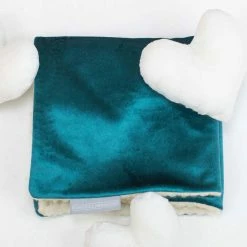 Cheapest 💯 Wholesale 🧨 Lords & Labradors New Kitten Pack - Luxury 🔔 🧨 -Cheap Lords & Labradors Store puppy scent blanket teal top 2b1b6620 8a93 4823 b8f7 c86c5e593a61