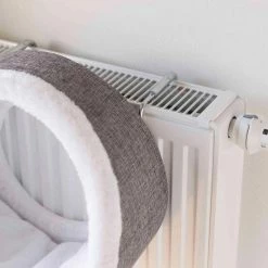 Discount 😀 Cheapest 🌟 Trixie Radiator Cuddly Cat Cave ✨ 😉 -Cheap Lords & Labradors Store radiator cuddly cave fixings close up