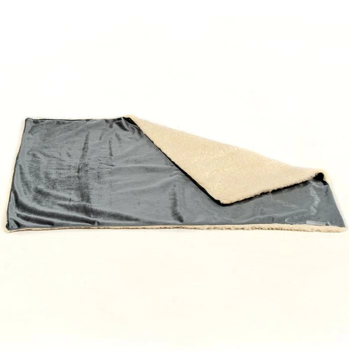 Best Pirce 🔔 New 🌟 Personalised Cat & Kitten Blanket in Velvet & Sherpa Fleece By Lords & Labradors ❤️ 😀 6 Best Pirce 🔔 New 🌟 Personalised Cat & Kitten Blanket in Velvet & Sherpa Fleece By Lords & Labradors ❤️ 😀 - Image 6